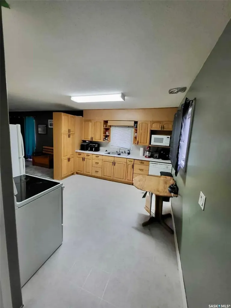 719 Donald Street Hudson Bay SK S0E 0Y0