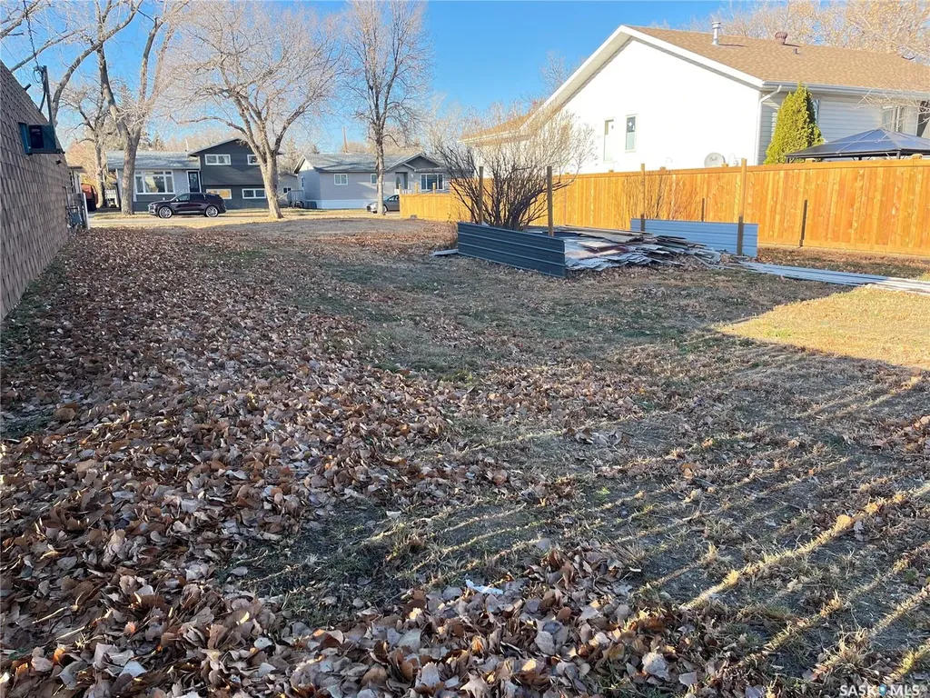 210 Maple Street Maple Creek SK S0N 1N0