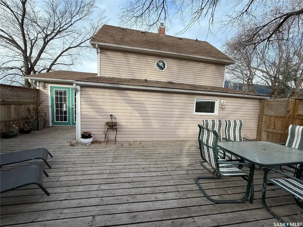 237 Perkins Street Estevan SK S4A 0C3