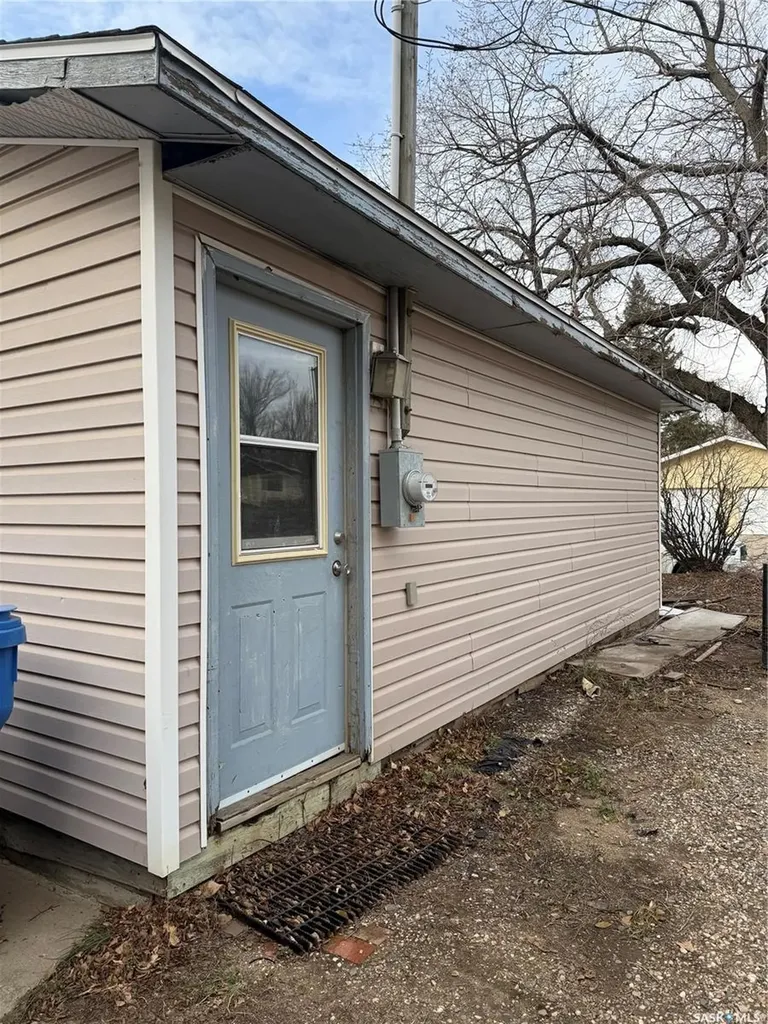 237 Perkins Street Estevan SK S4A 0C3