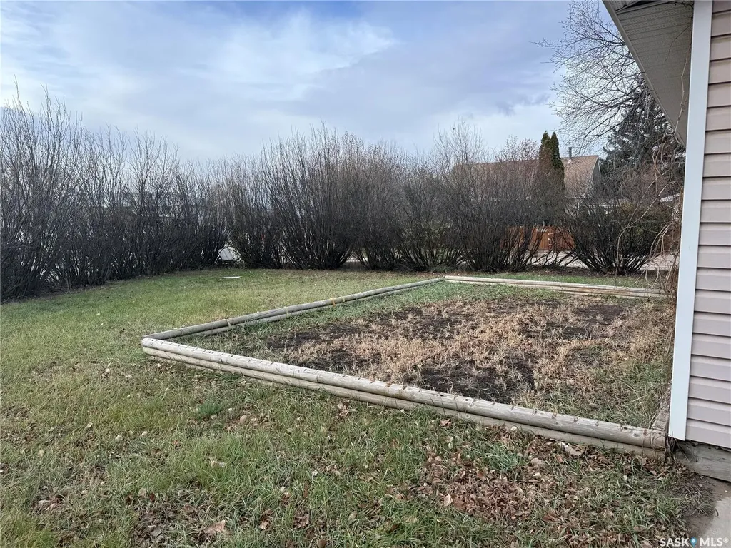 237 Perkins Street Estevan SK S4A 0C3