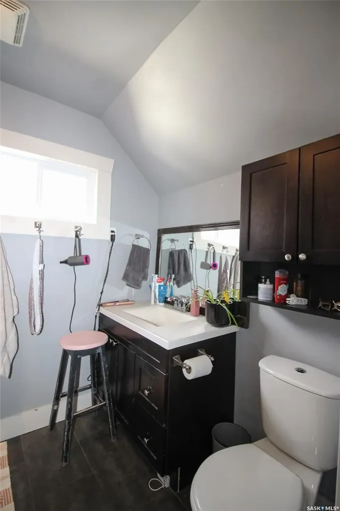538 1st Street E Shaunavon SK S0N 2M0
