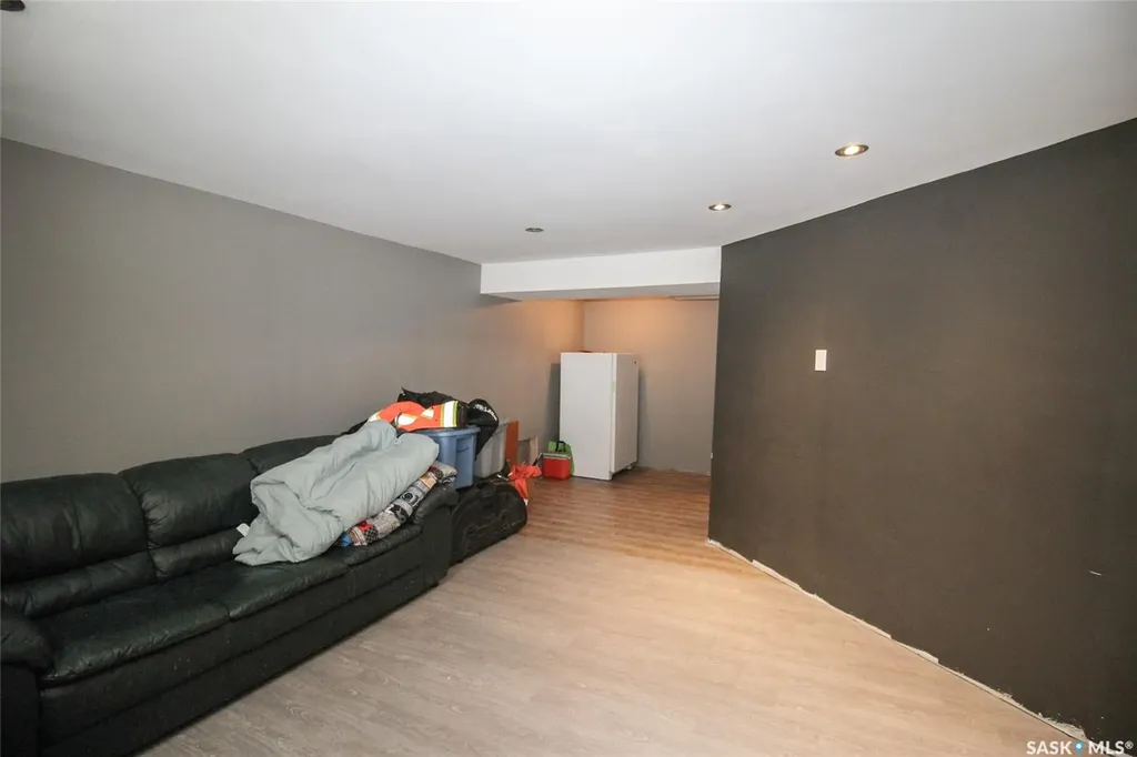 538 1st Street E Shaunavon SK S0N 2M0