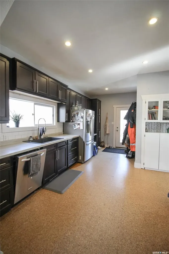 538 1st Street E Shaunavon SK S0N 2M0