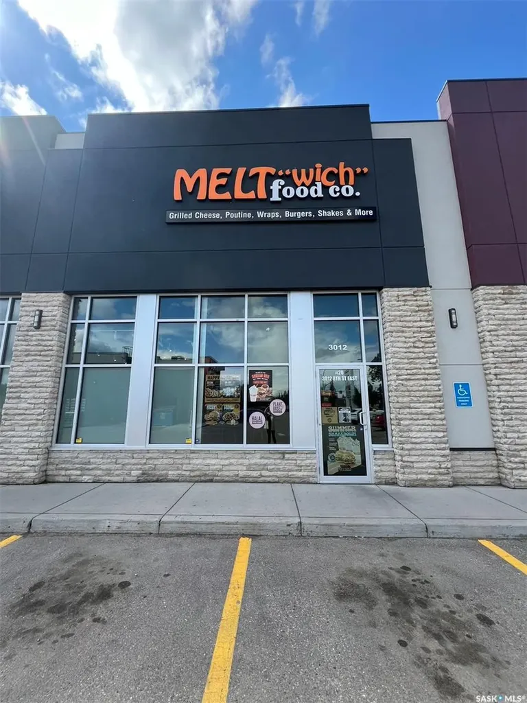 3012 8th Street Saskatoon SK S7H 0W2