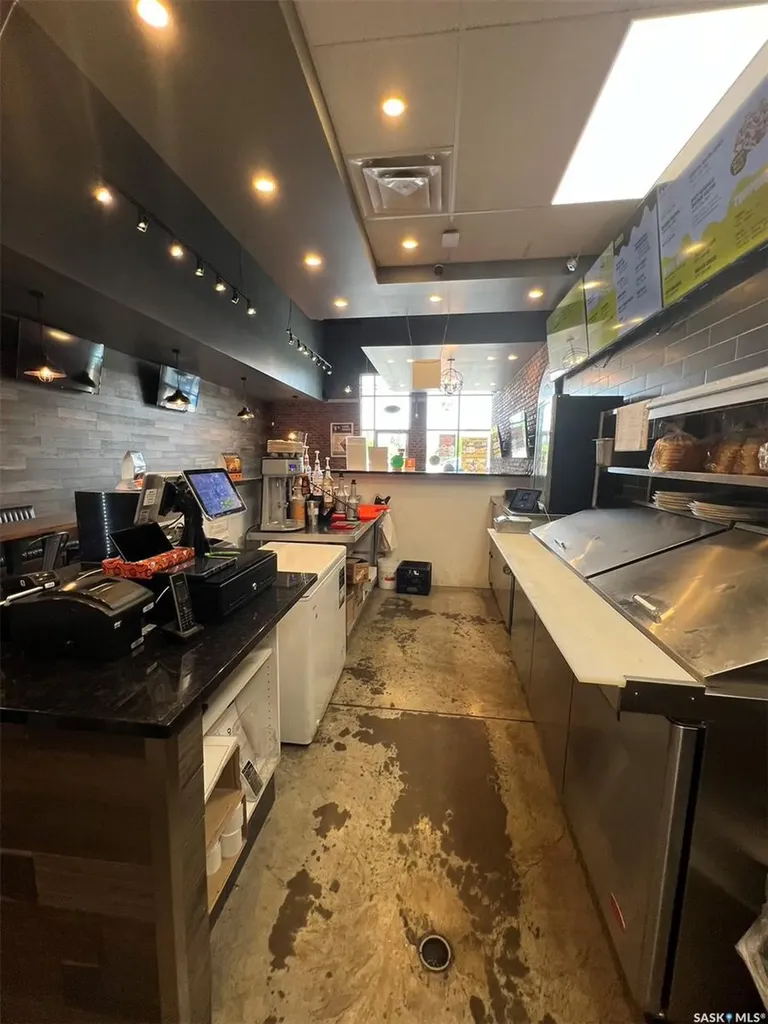 3012 8th Street Saskatoon SK S7H 0W2