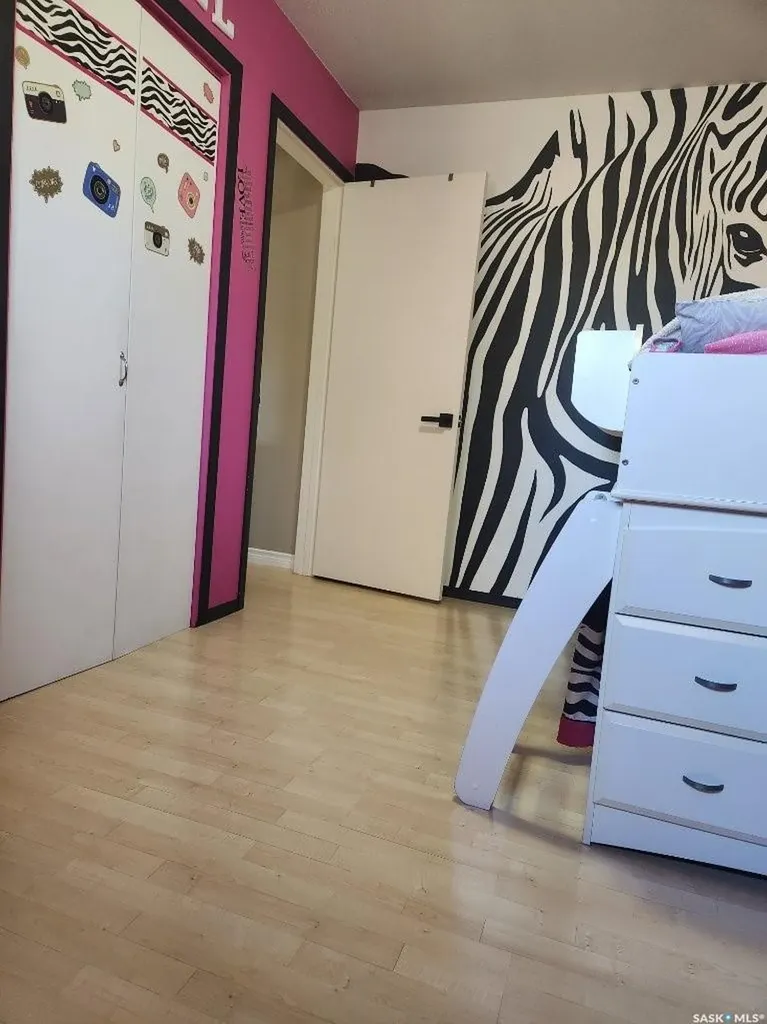 706 Grey Avenue Grenfell SK S0G 2B0