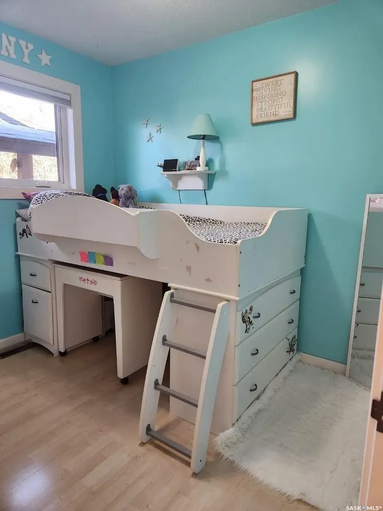 706 Grey Avenue Grenfell SK S0G 2B0