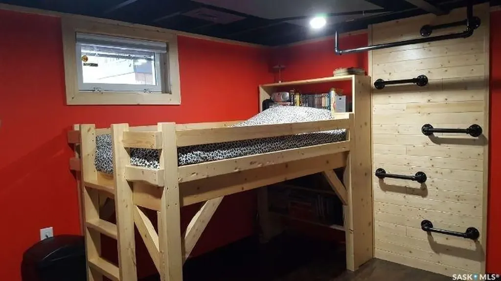 706 Grey Avenue Grenfell SK S0G 2B0