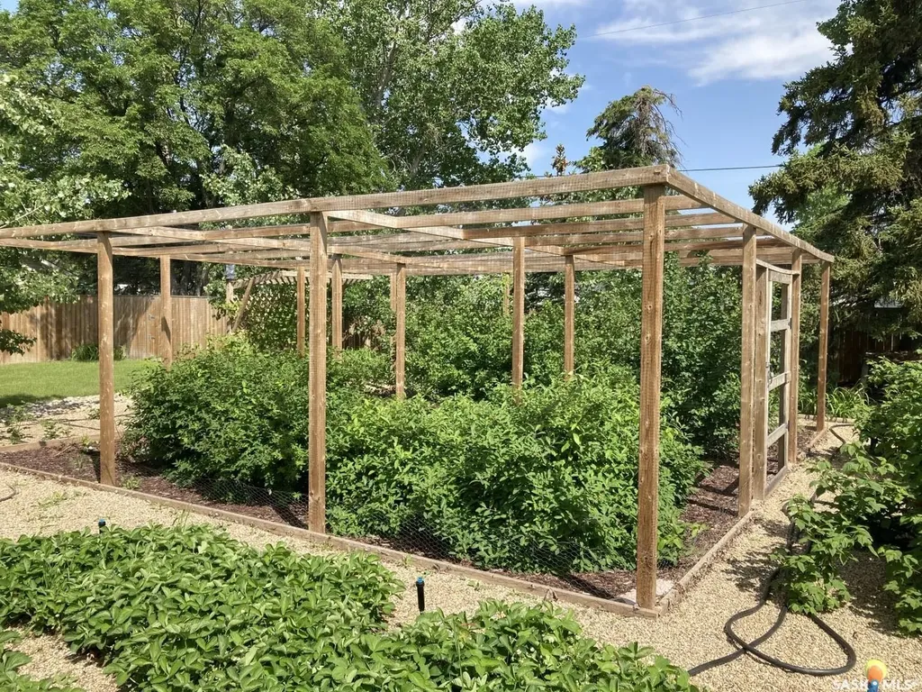 706 Grey Avenue Grenfell SK S0G 2B0