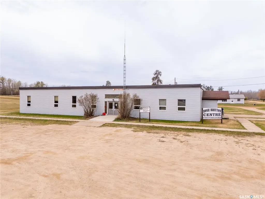198 1st Avenue S Pierceland SK S0M 2K0