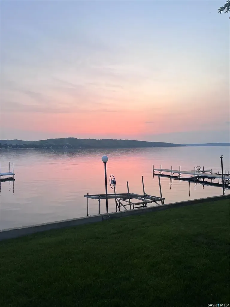 2 Lakeview Lane Katepwa Beach SK S0G 2Y0