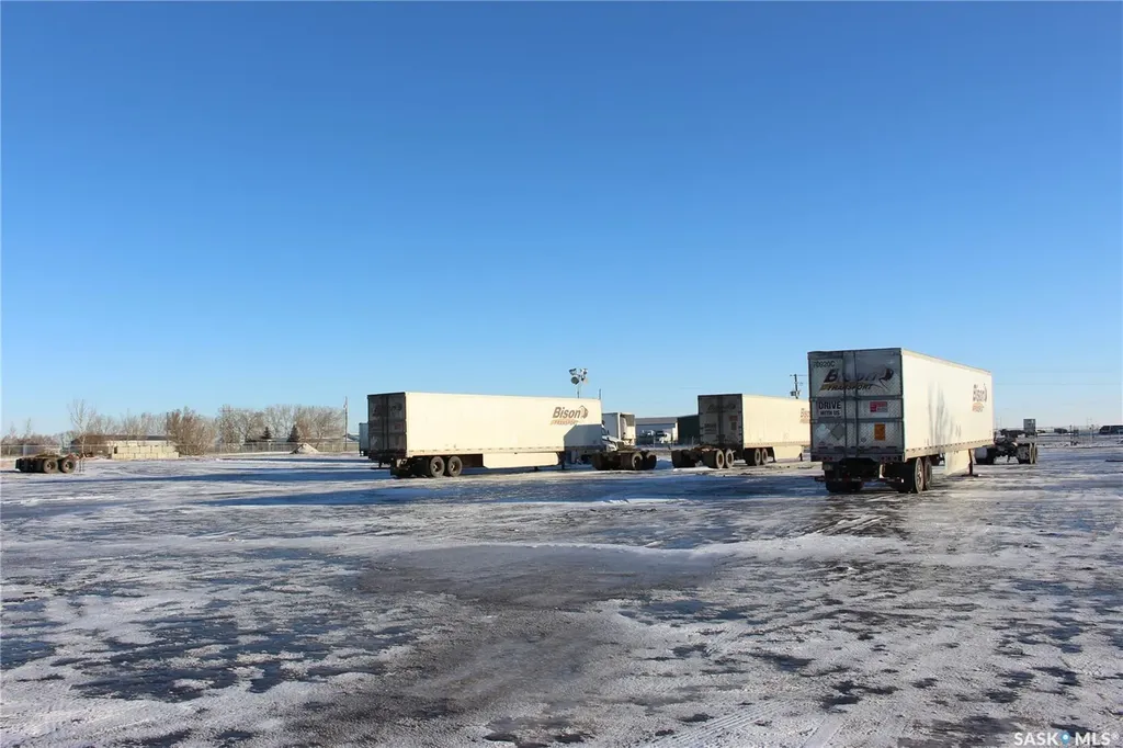 2020 Norwood Avenue Moose Jaw SK S6J 1E7
