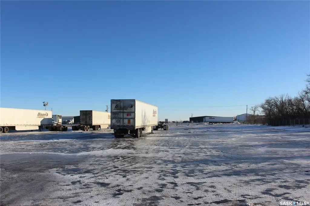 2020 Norwood Avenue Moose Jaw SK S6J 1E7