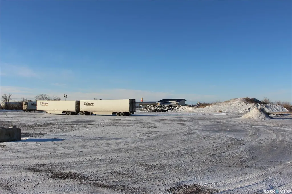 2020 Norwood Avenue Moose Jaw SK S6J 1E7