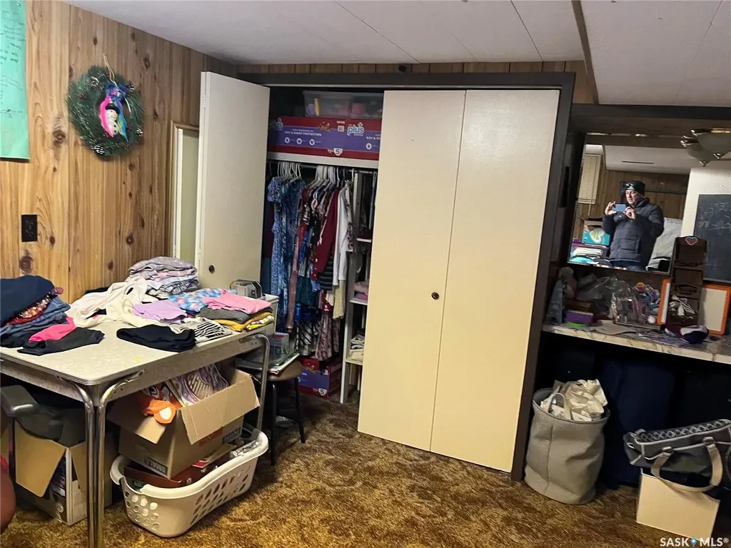220 5th Avenue E Gravelbourg SK S0H 1X0