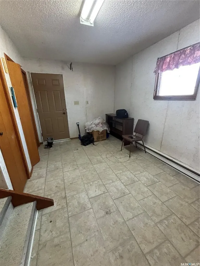 194 Heward Street Creelman SK S0C 0X0