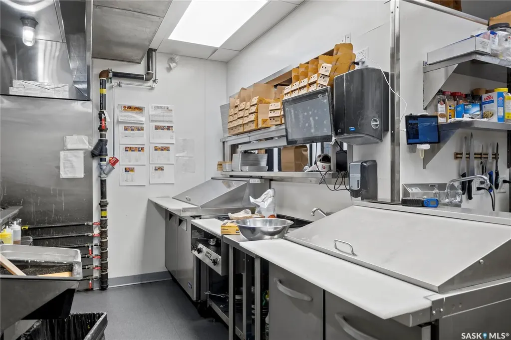 4550 Albert Street Regina SK S4S 6B4
