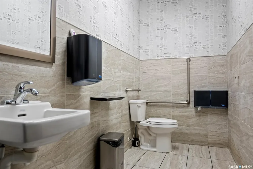 4550 Albert Street Regina SK S4S 6B4