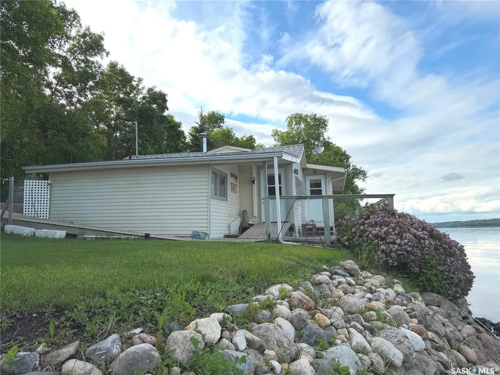 177 Katepwa Road Katepwa Beach SK S0G 2K0