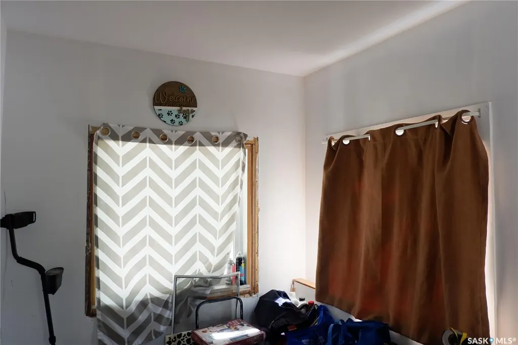 568 Stadacona Street W Moose Jaw SK S6H 1Z9
