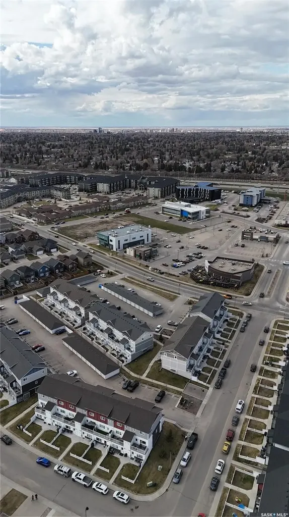 322 Lewin Way Saskatoon SK S7T 0A7