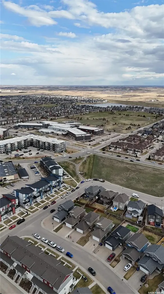 322 Lewin Way Saskatoon SK S7T 0A7