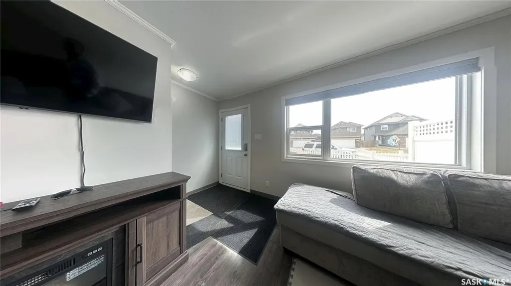 322 Lewin Way Saskatoon SK S7T 0A7