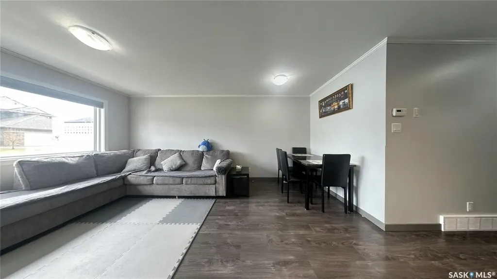 322 Lewin Way Saskatoon SK S7T 0A7