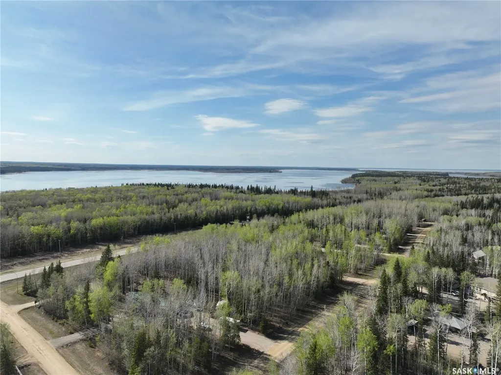 102 Aspen Way Candle Lake SK S0J 3E0