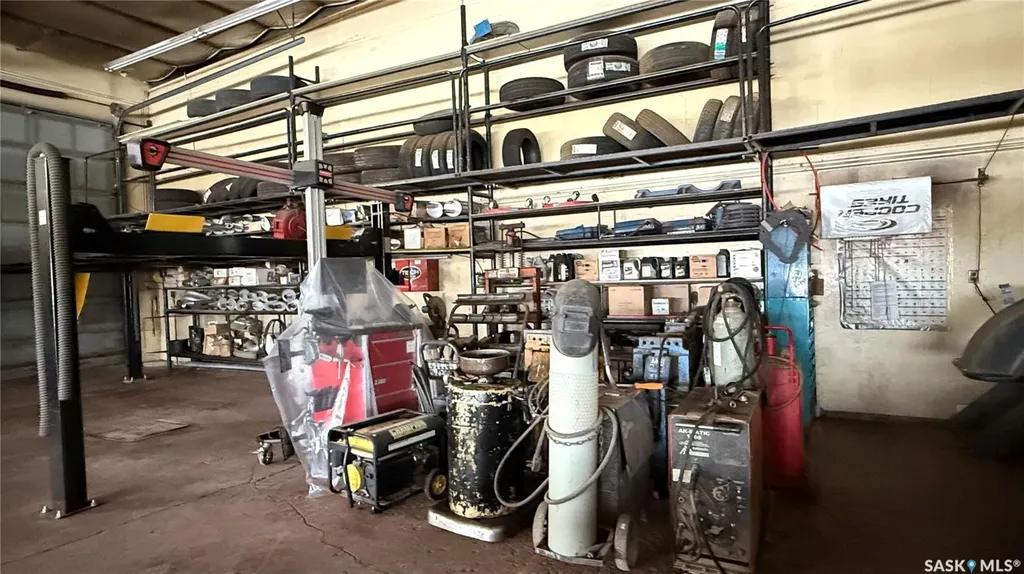 370 Railway Avenue E North Battleford SK S9A 2R7