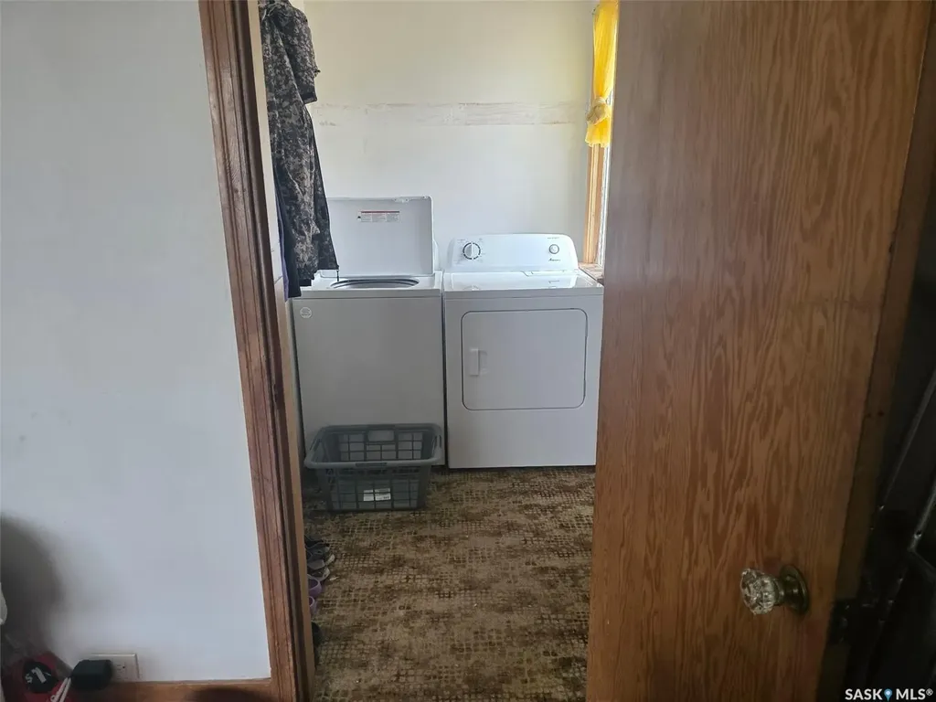 102 Dominion Avenue Kincaid SK S0H 2J0