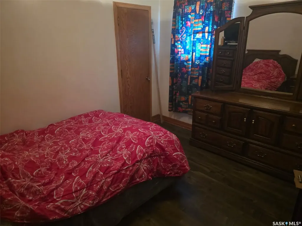 102 Dominion Avenue Kincaid SK S0H 2J0