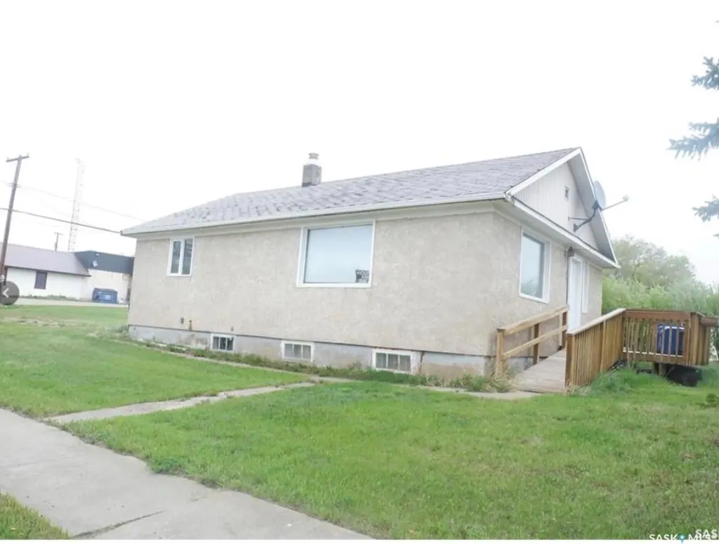 102 Dominion Avenue Kincaid SK S0H 2J0