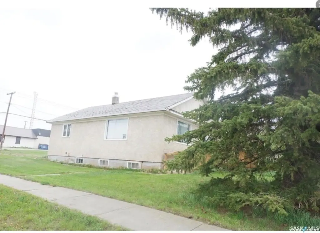 102 Dominion Avenue Kincaid SK S0H 2J0