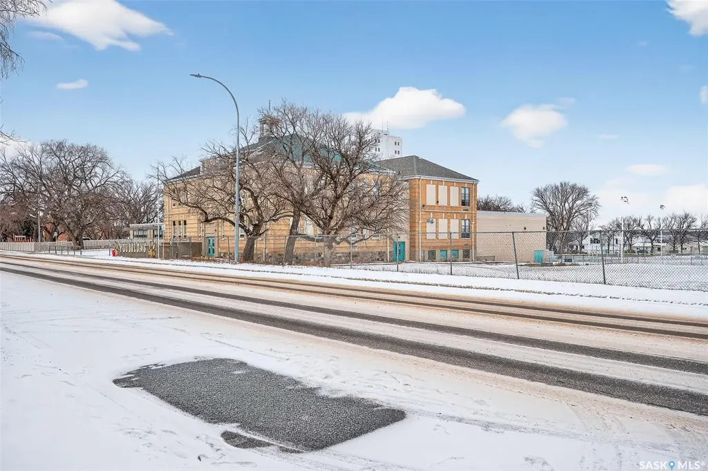 500 Coteau Street W Moose Jaw SK S6H 5E3