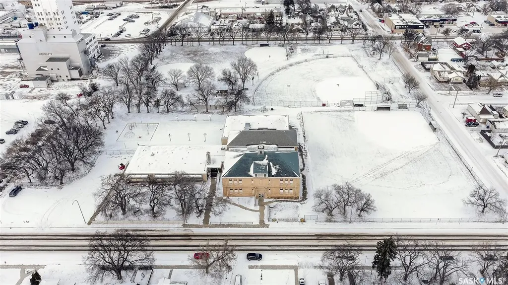 500 Coteau Street W Moose Jaw SK S6H 5E3