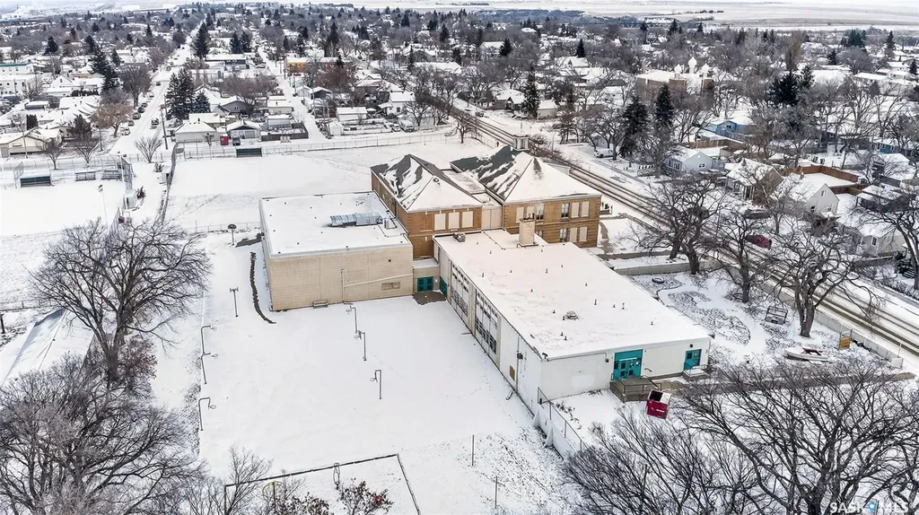 500 Coteau Street W Moose Jaw SK S6H 5E3