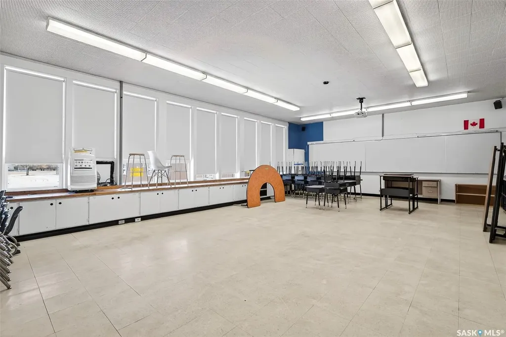 1100 Currie Crescent Moose Jaw SK S6H 6B7