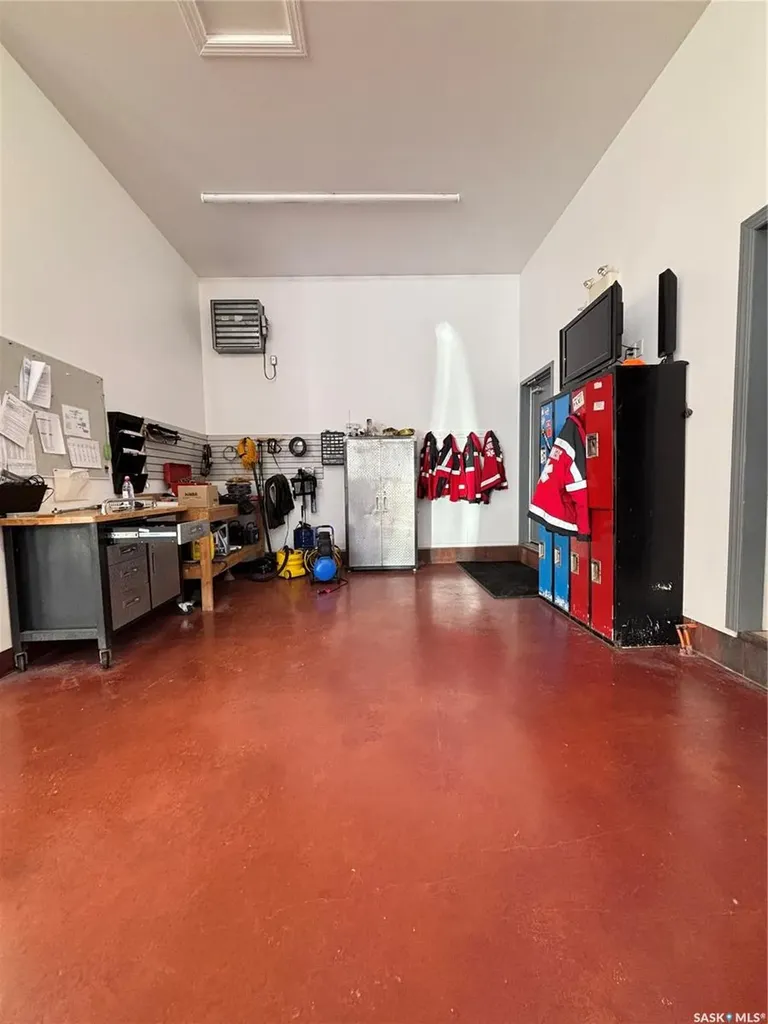 205 1st Avenue W St. Walburg SK S0M 2T0