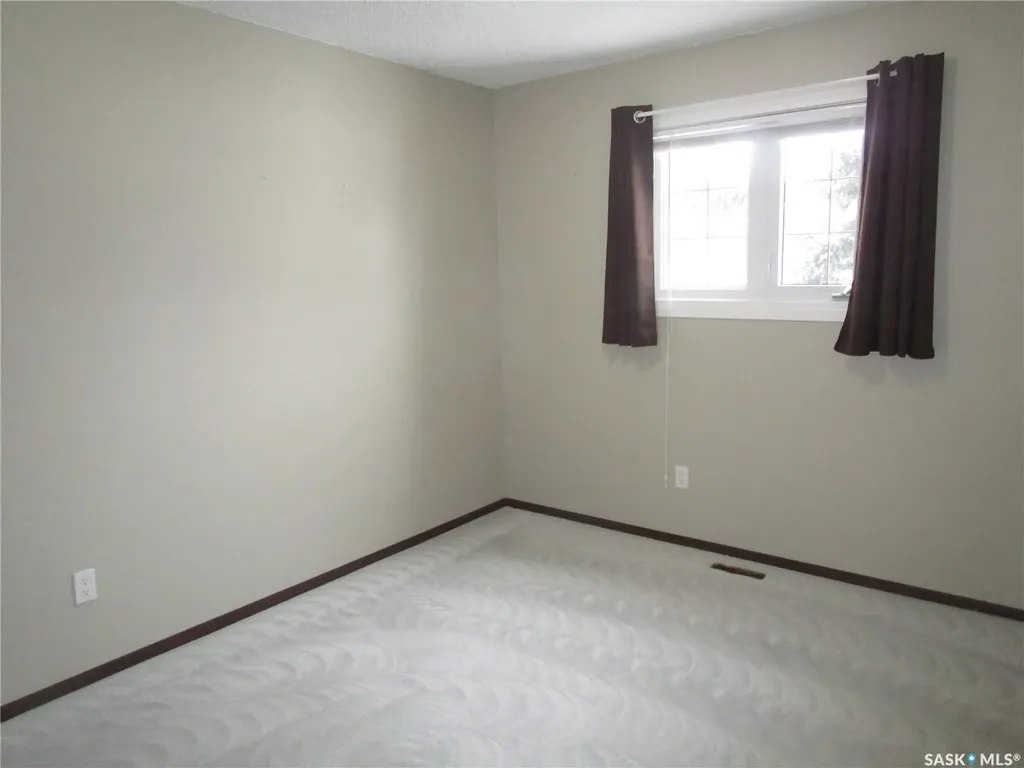 1003 1st Street W Assiniboia SK S0H 0B0