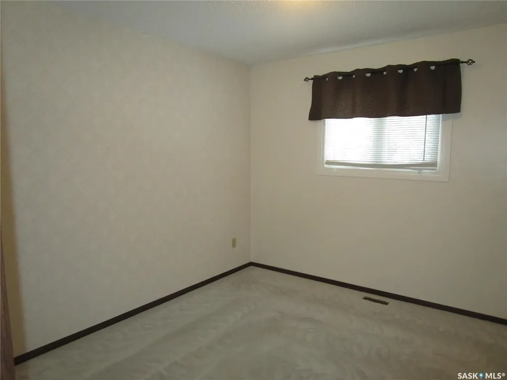 1003 1st Street W Assiniboia SK S0H 0B0