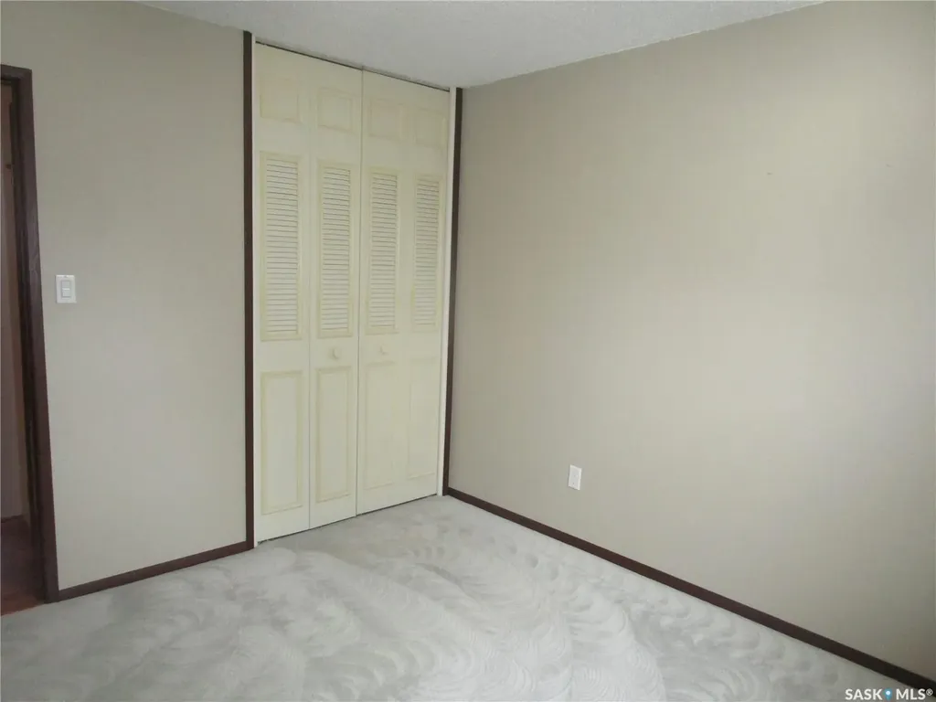 1003 1st Street W Assiniboia SK S0H 0B0