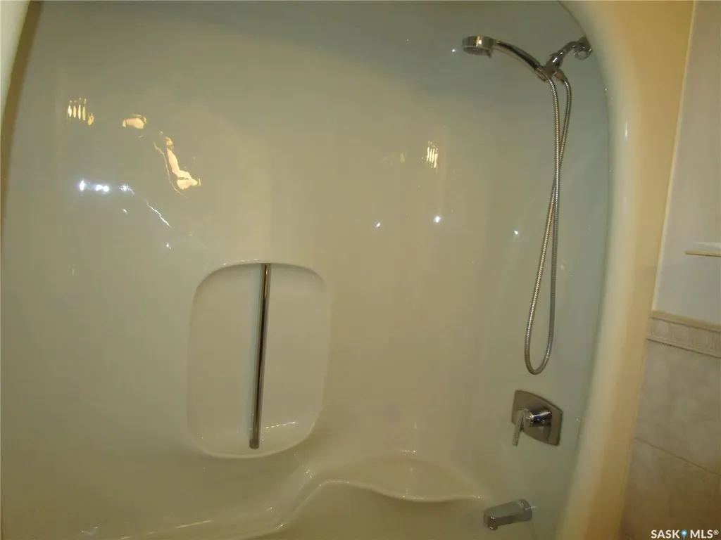 1003 1st Street W Assiniboia SK S0H 0B0