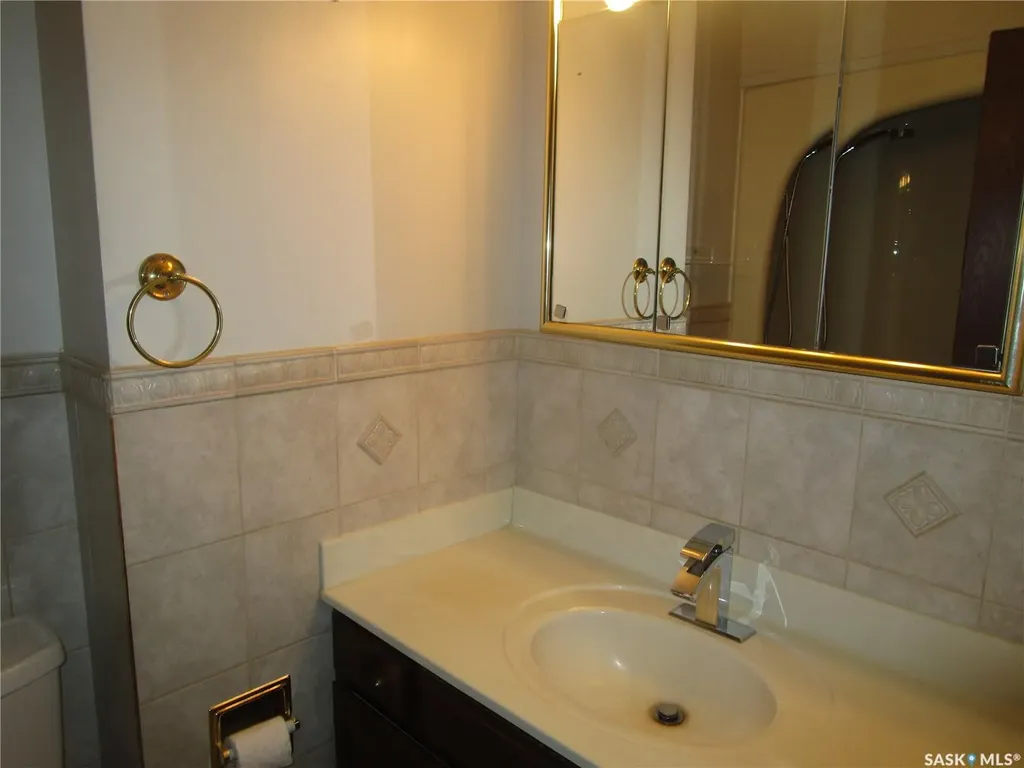 1003 1st Street W Assiniboia SK S0H 0B0