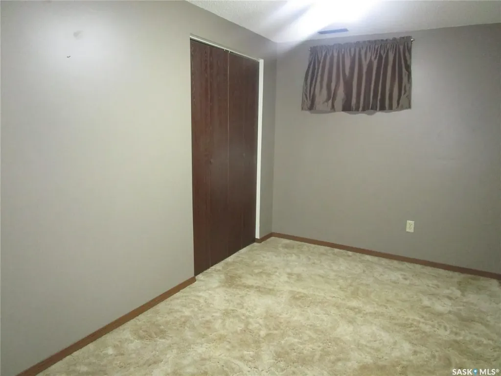 1003 1st Street W Assiniboia SK S0H 0B0