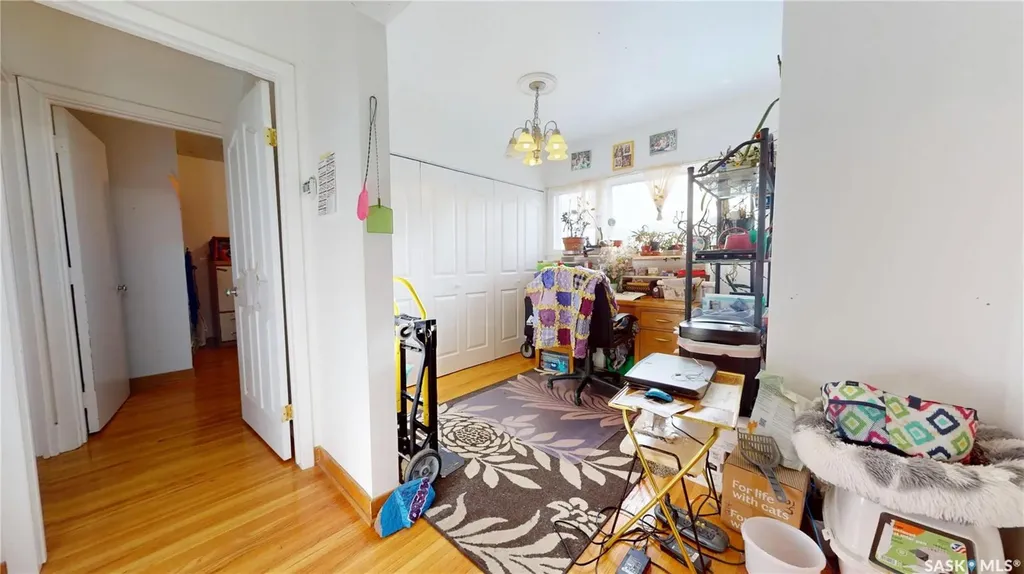 135-145 3rd Street E Fox Valley SK S0N 0V0