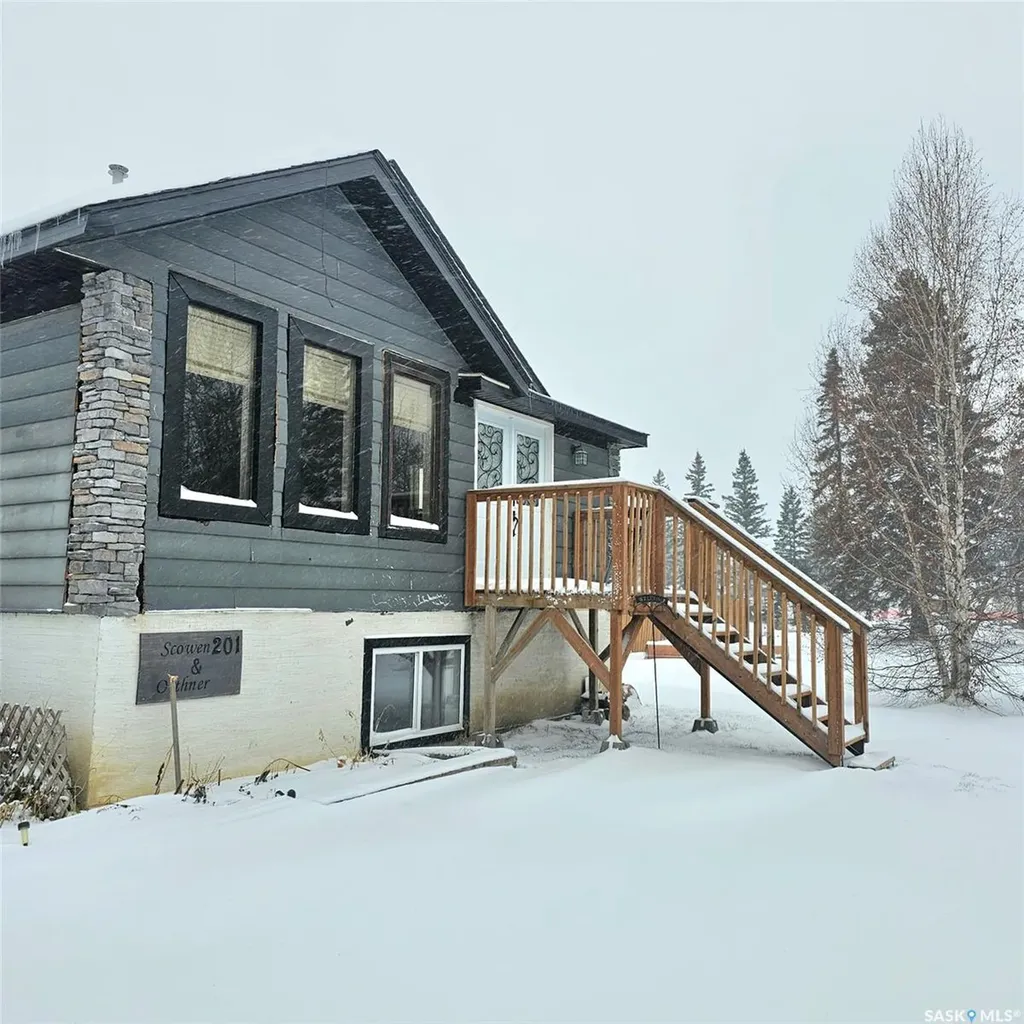 201 7th Street E Choiceland SK S0J 0M0