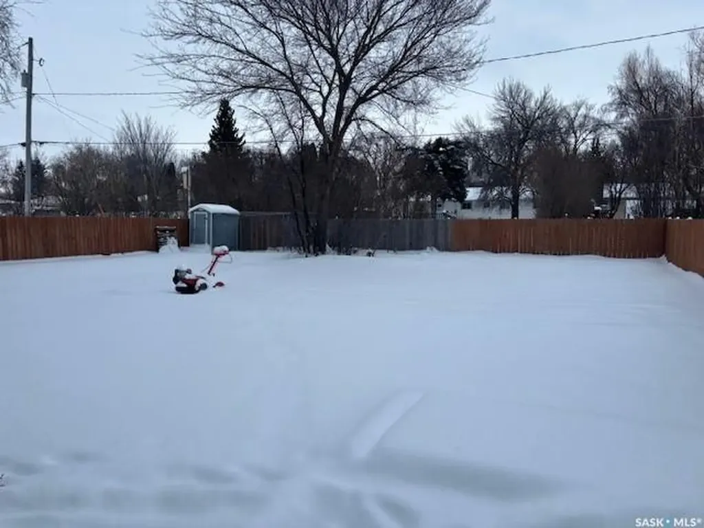 124 8th Avenue W Canora SK S0A 0L0