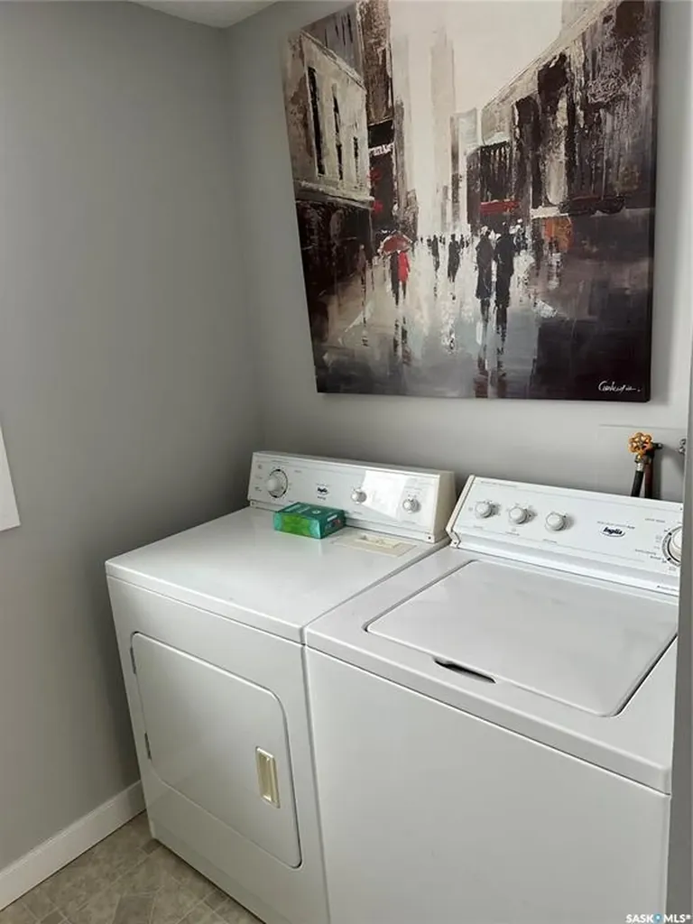 308 4th Street E Carnduff SK S0C 0S0